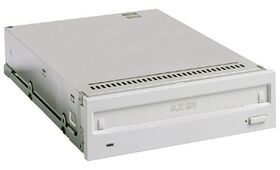 SMO-F551-01 5.2GB INTERNAL SCSI2 5.25HH 4MB